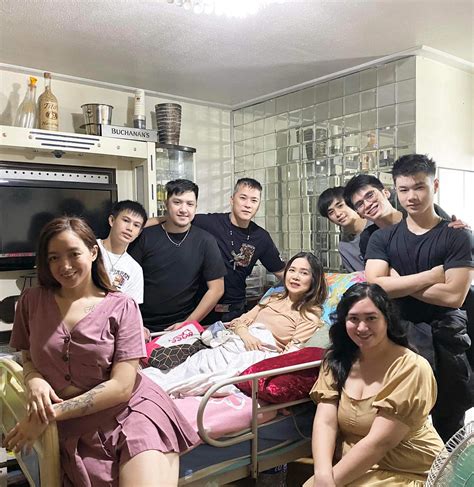 sean raval mother|Sean Raval (@officiallyseanraval) • Instagram photos and videos.